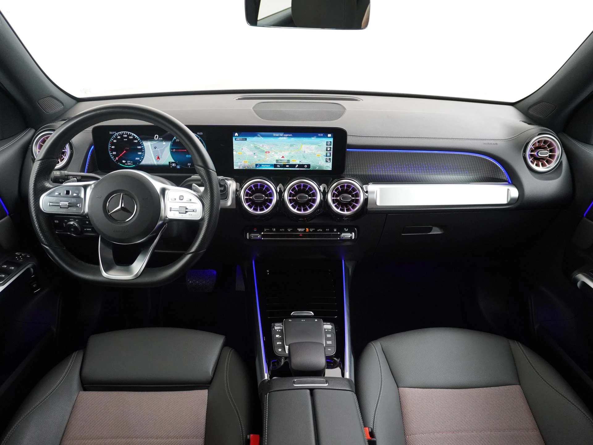 Hoofdafbeelding Mercedes-Benz EQB