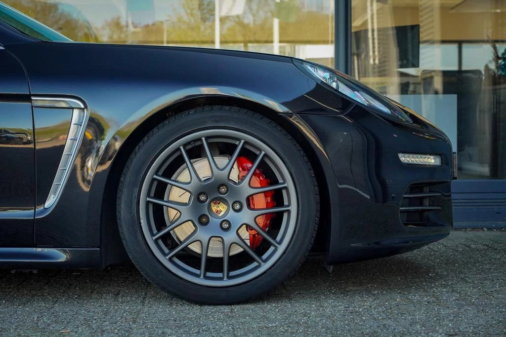 Hoofdafbeelding Porsche Panamera