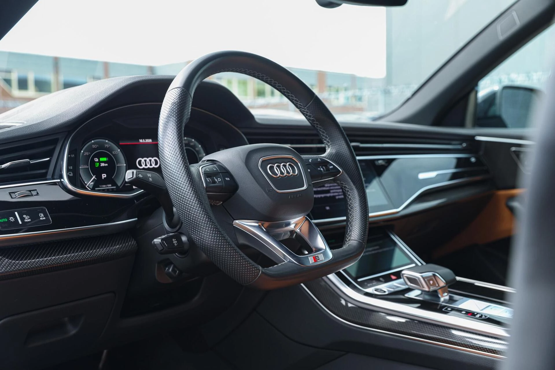 Hoofdafbeelding Audi Q8