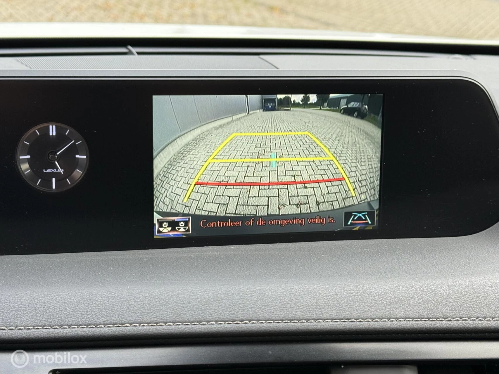 Hoofdafbeelding Lexus UX