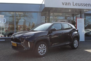 Toyota Yaris Cross 1.5 HYBRID KEYLESS STOEL-STUUR & WISSERVERW. EL ACHTERKLEP NAVI LED VERLICHTING HEAD-UP DISPLAY