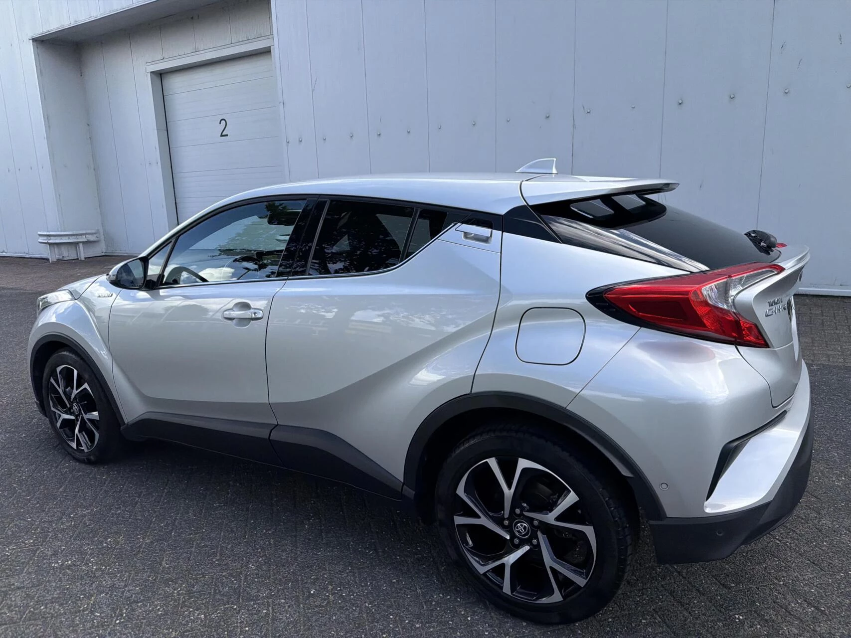 Hoofdafbeelding Toyota C-HR