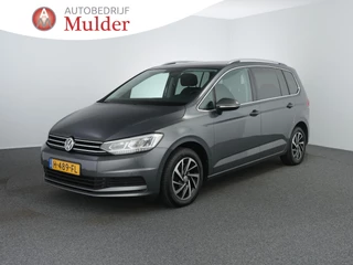 Hoofdafbeelding Volkswagen Touran Volkswagen Touran 1.5 TSI Highline Business R 7p | Led | ACC | Alcantara | Carplay |