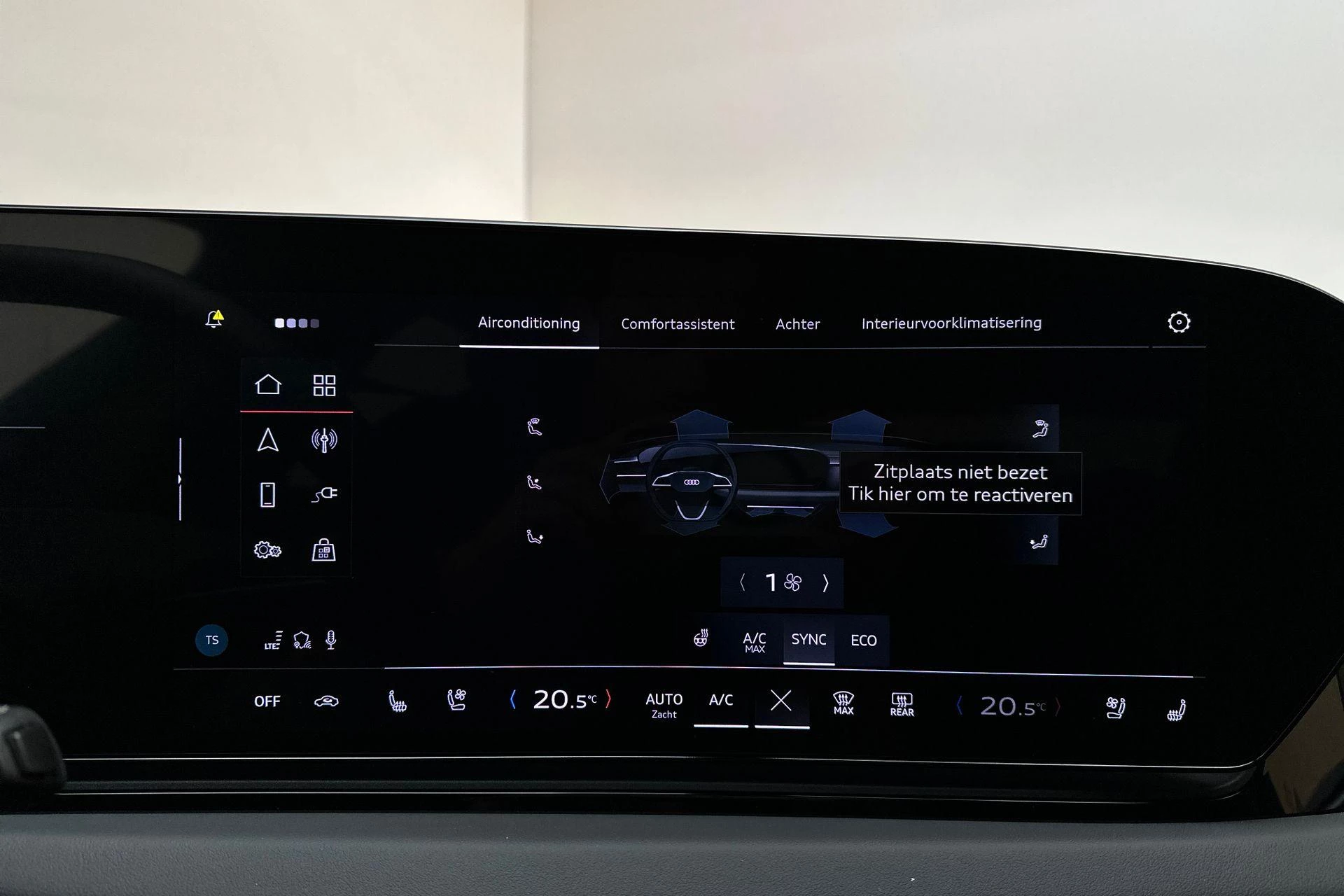 Hoofdafbeelding Audi A6 Avant e-tron