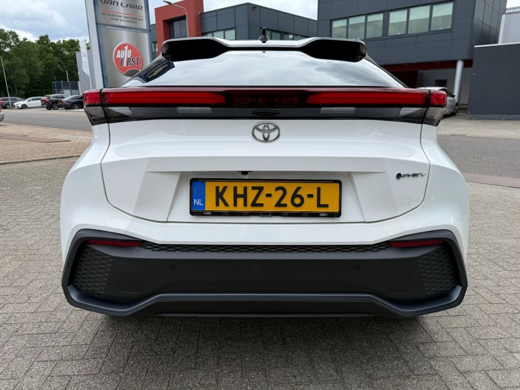 Hoofdafbeelding Toyota C-HR