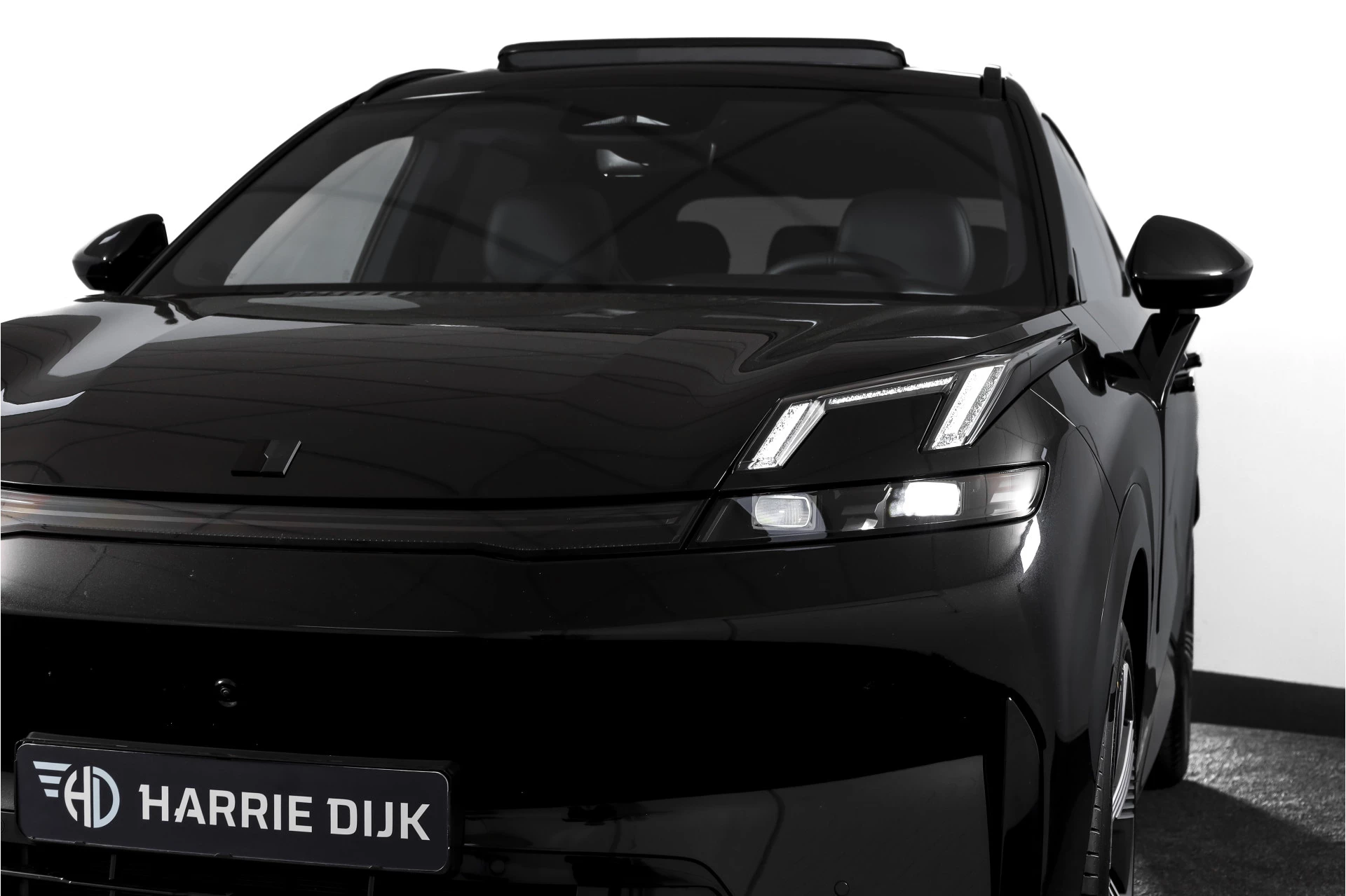 Hoofdafbeelding Lynk & Co 08