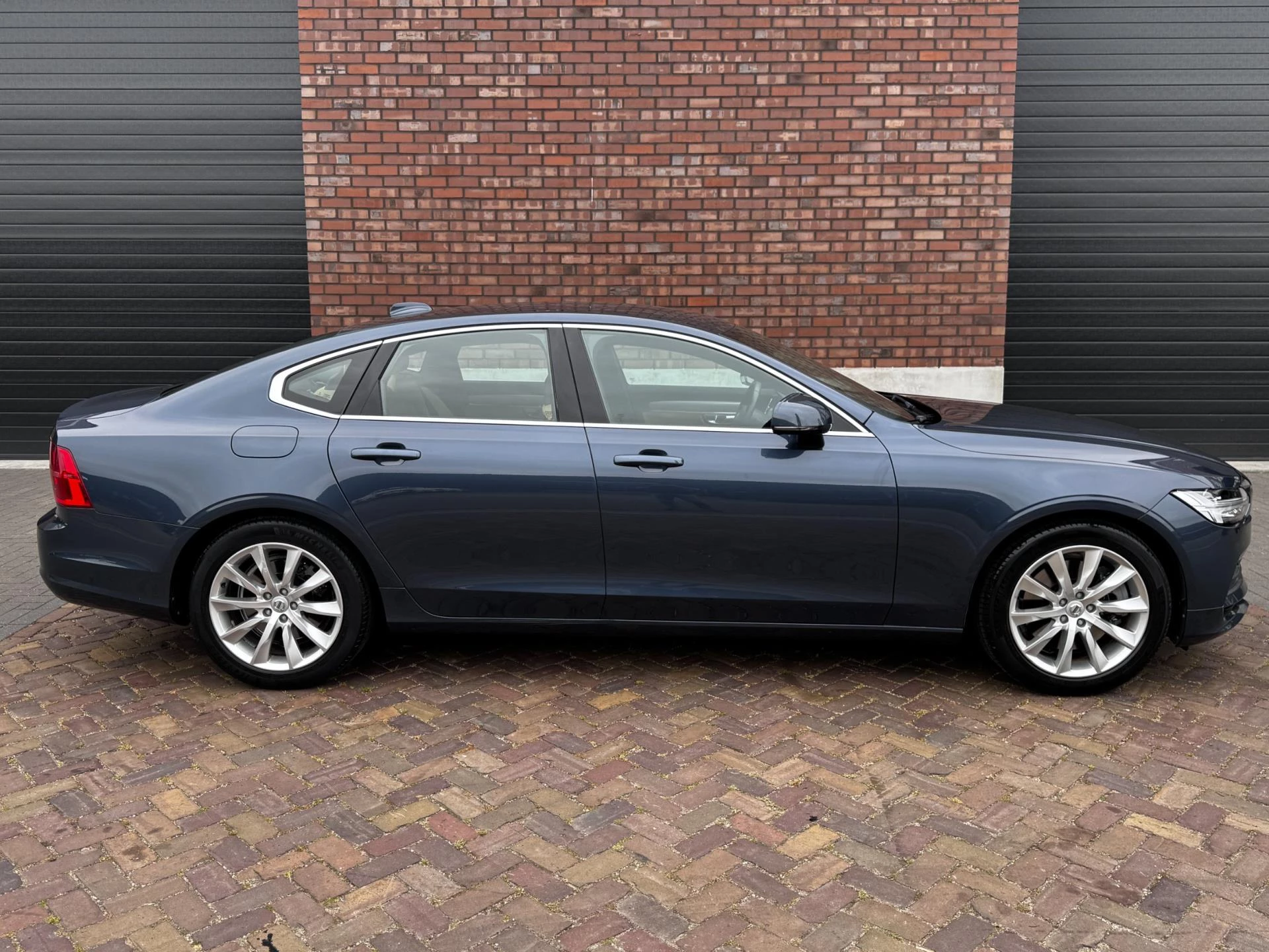 Hoofdafbeelding Volvo S90