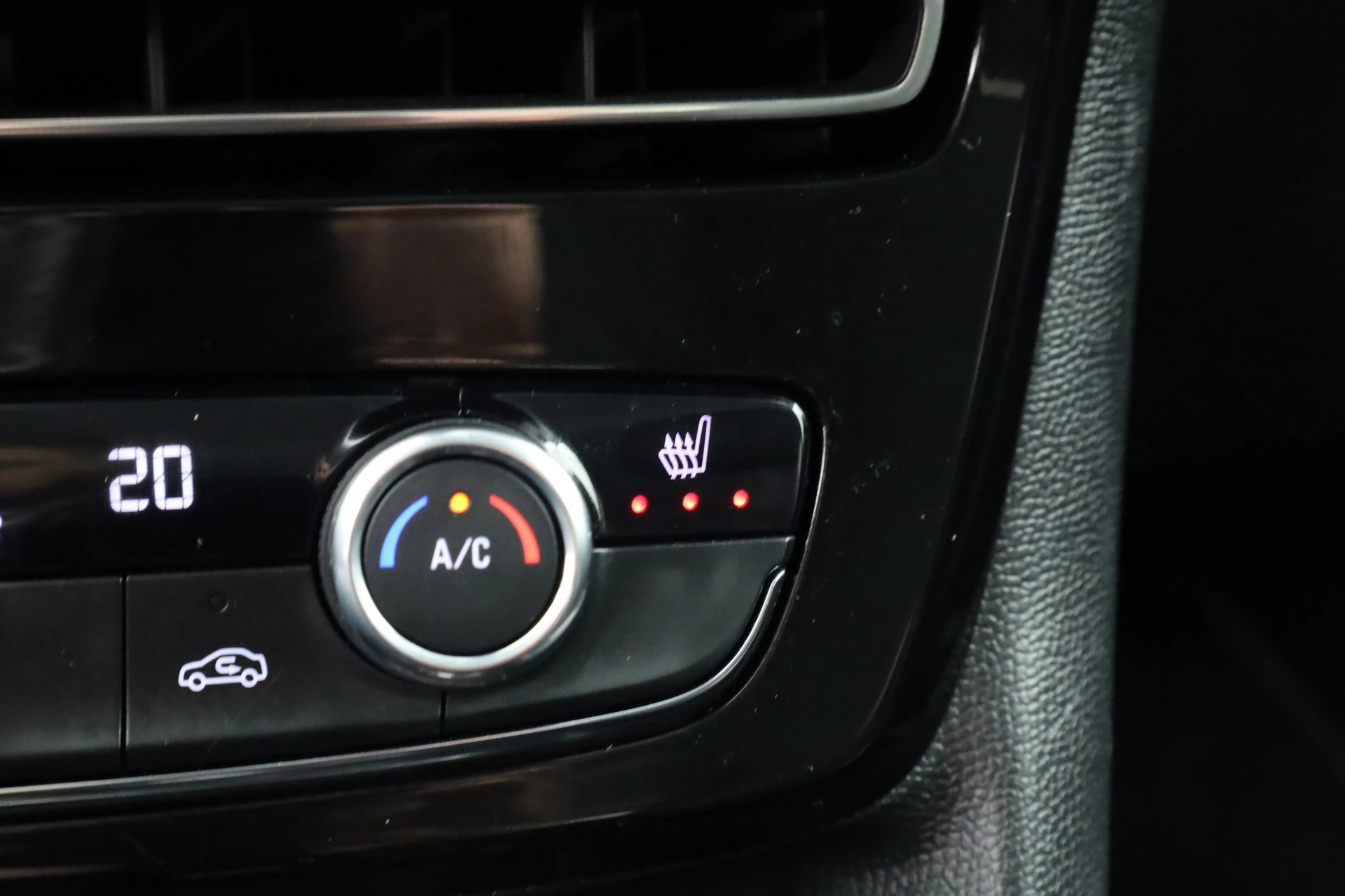 Hoofdafbeelding Opel Mokka-e