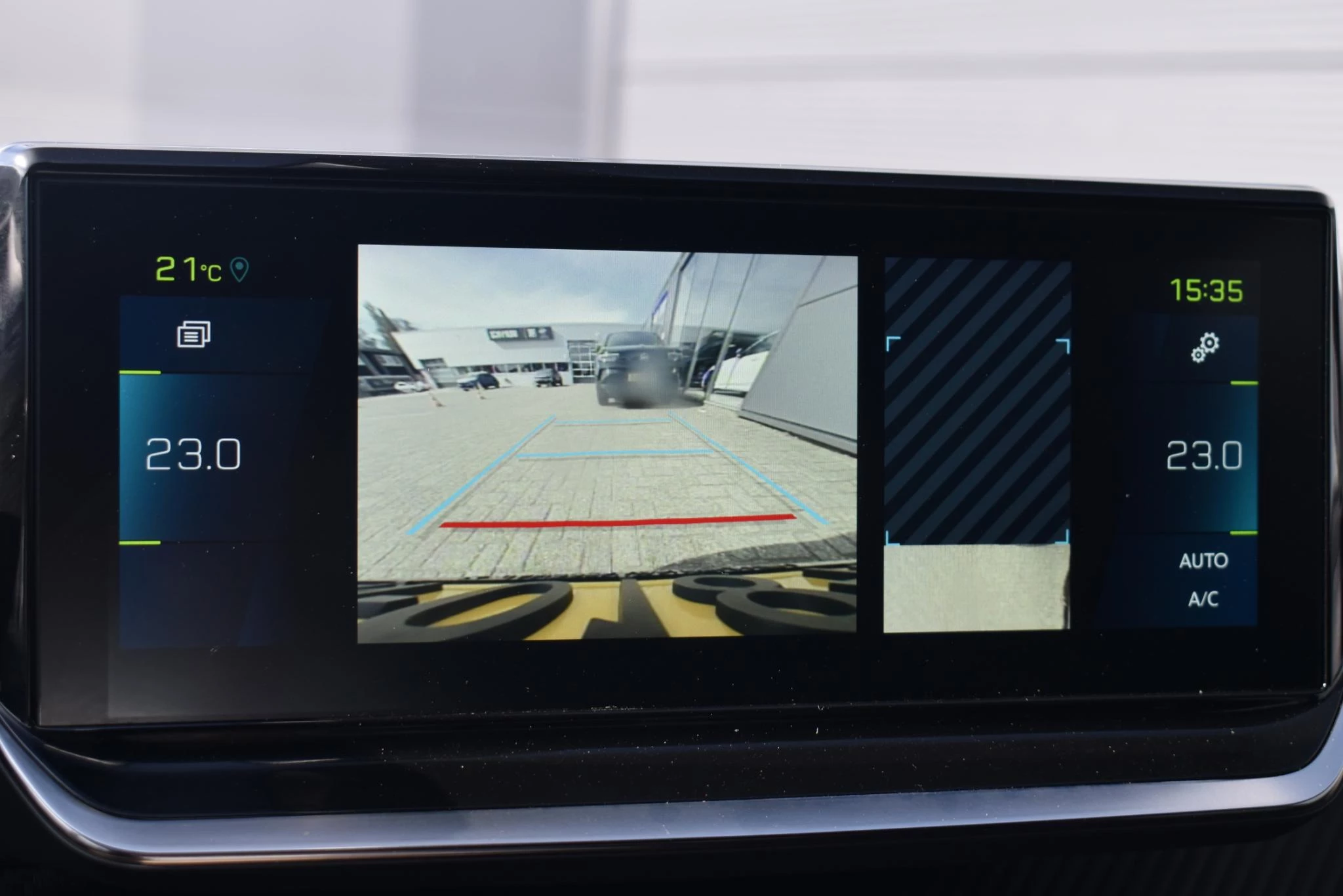 Hoofdafbeelding Peugeot e-208