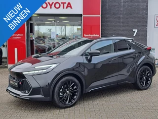 Toyota C-HR 2.0 Plug-in Hybrid 220 Black Edition NIEUW DIRECT LEVERBAAR STOEL EN STUURWIELVERWARMING DRAADLOOSLADEN