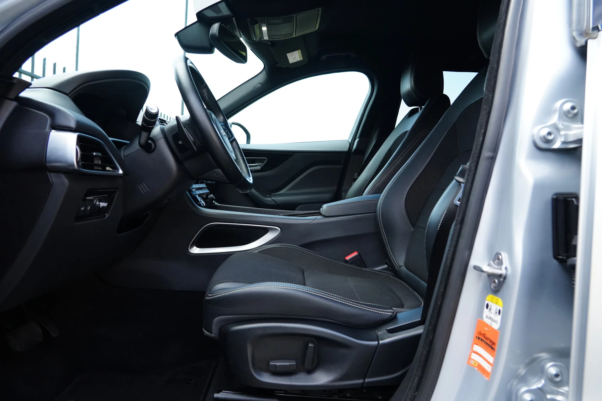 Hoofdafbeelding Jaguar F-PACE