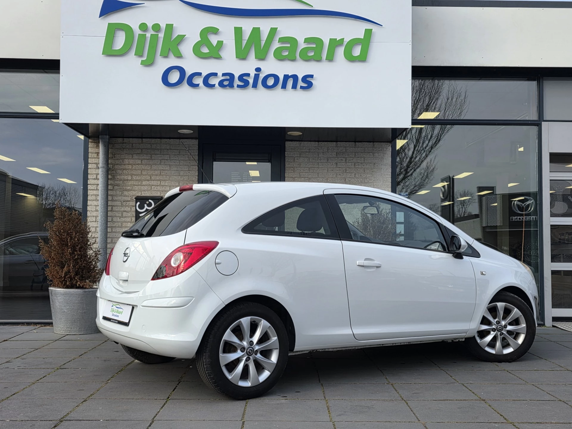 Hoofdafbeelding Opel Corsa