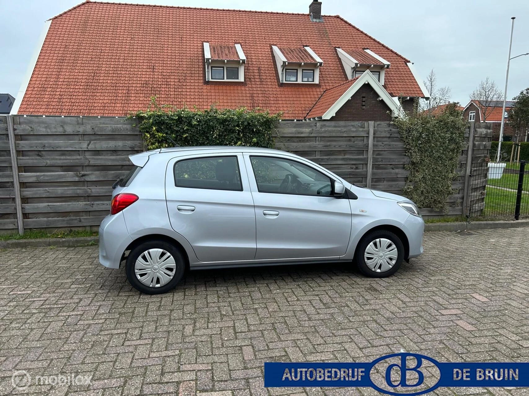 Hoofdafbeelding Mitsubishi Space Star