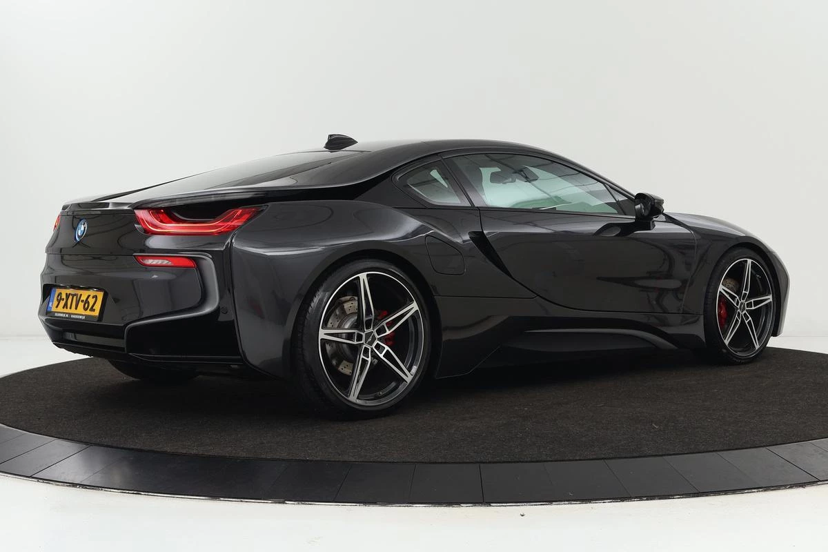 Hoofdafbeelding BMW i8