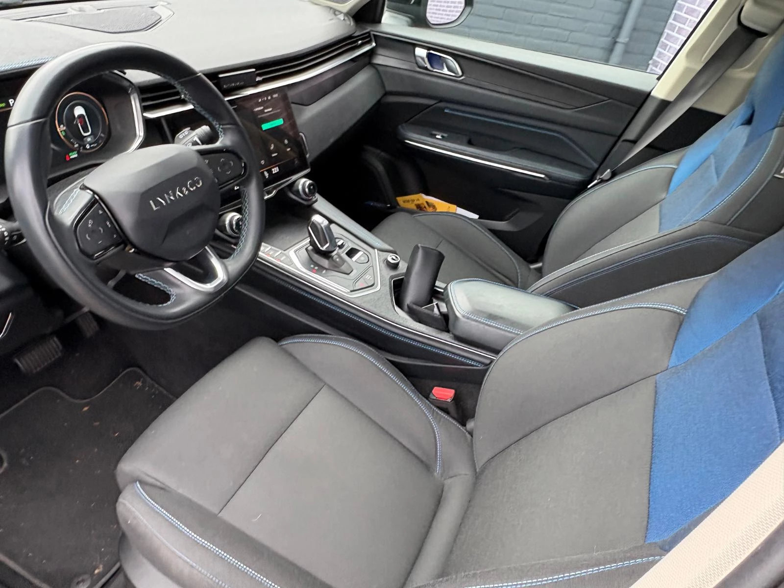 Hoofdafbeelding Lynk & Co 01