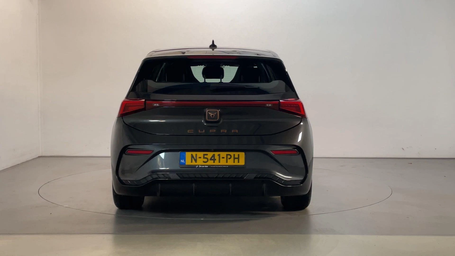 Hoofdafbeelding CUPRA Born