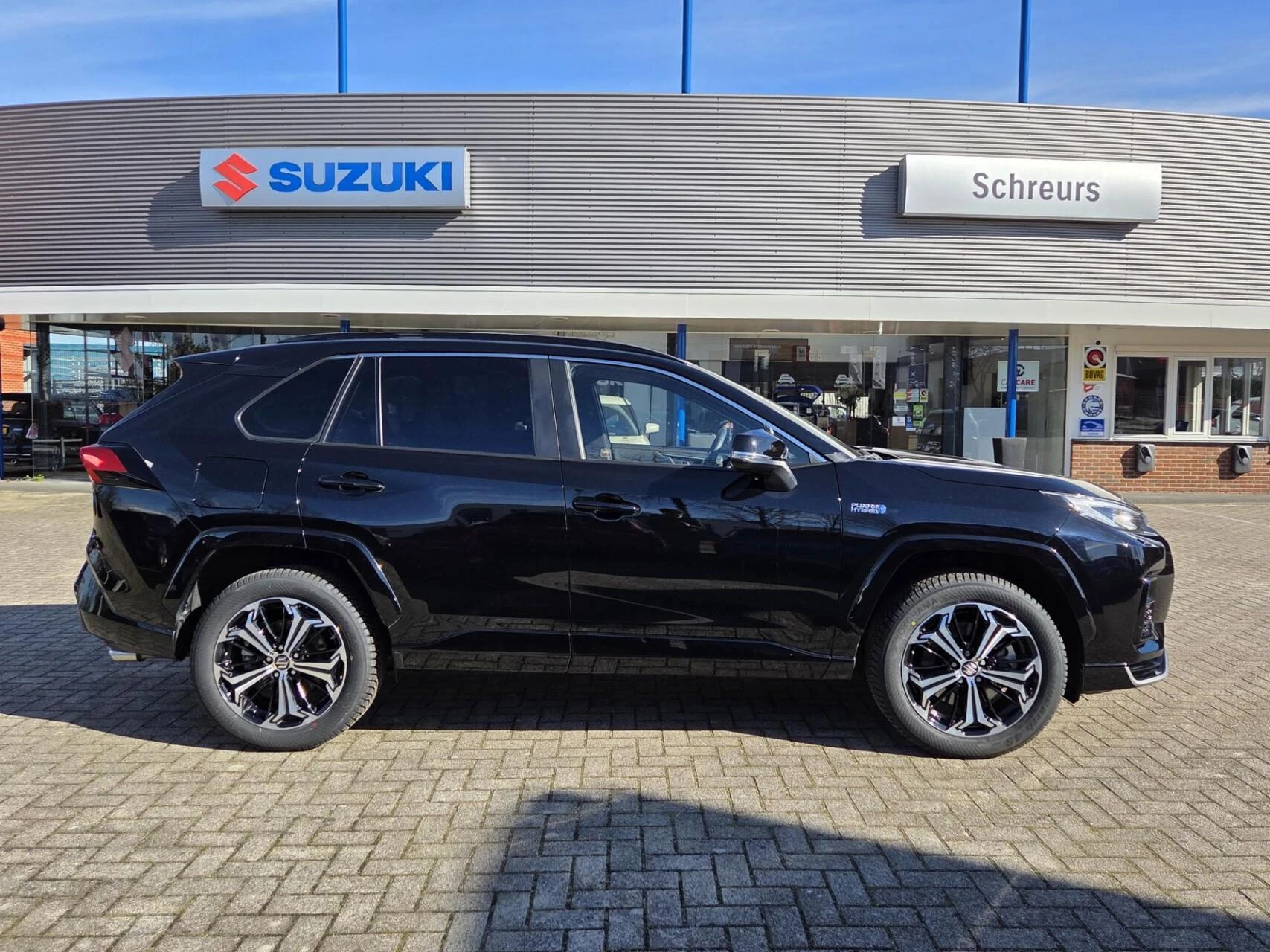 Hoofdafbeelding Suzuki Across