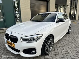 BMW 1-serie 125d M Sport Performance  Schuifdak Alcantara