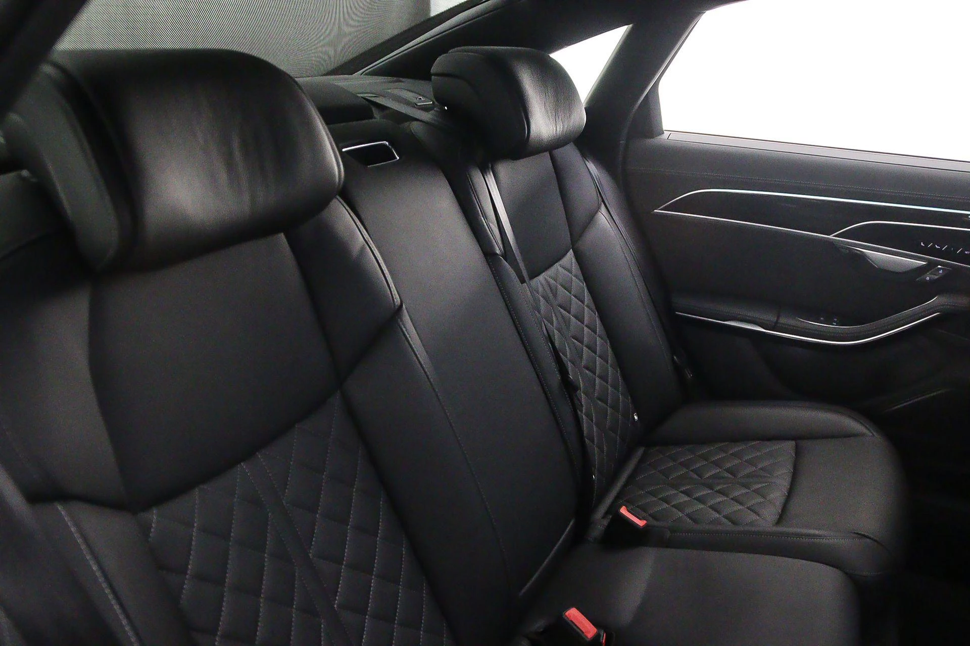 Hoofdafbeelding Audi A8