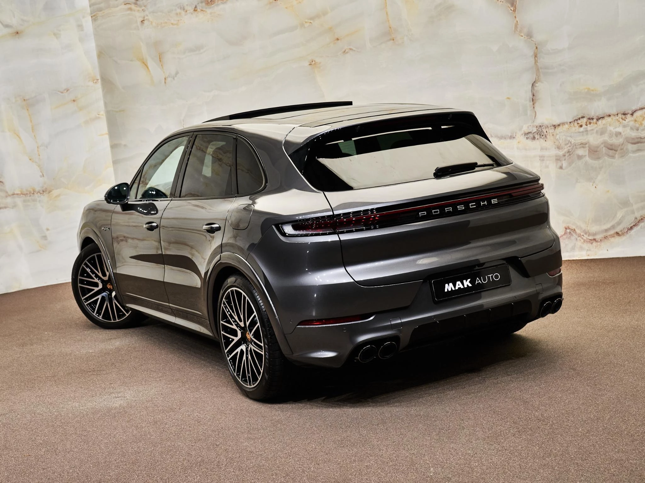 Hoofdafbeelding Porsche Cayenne