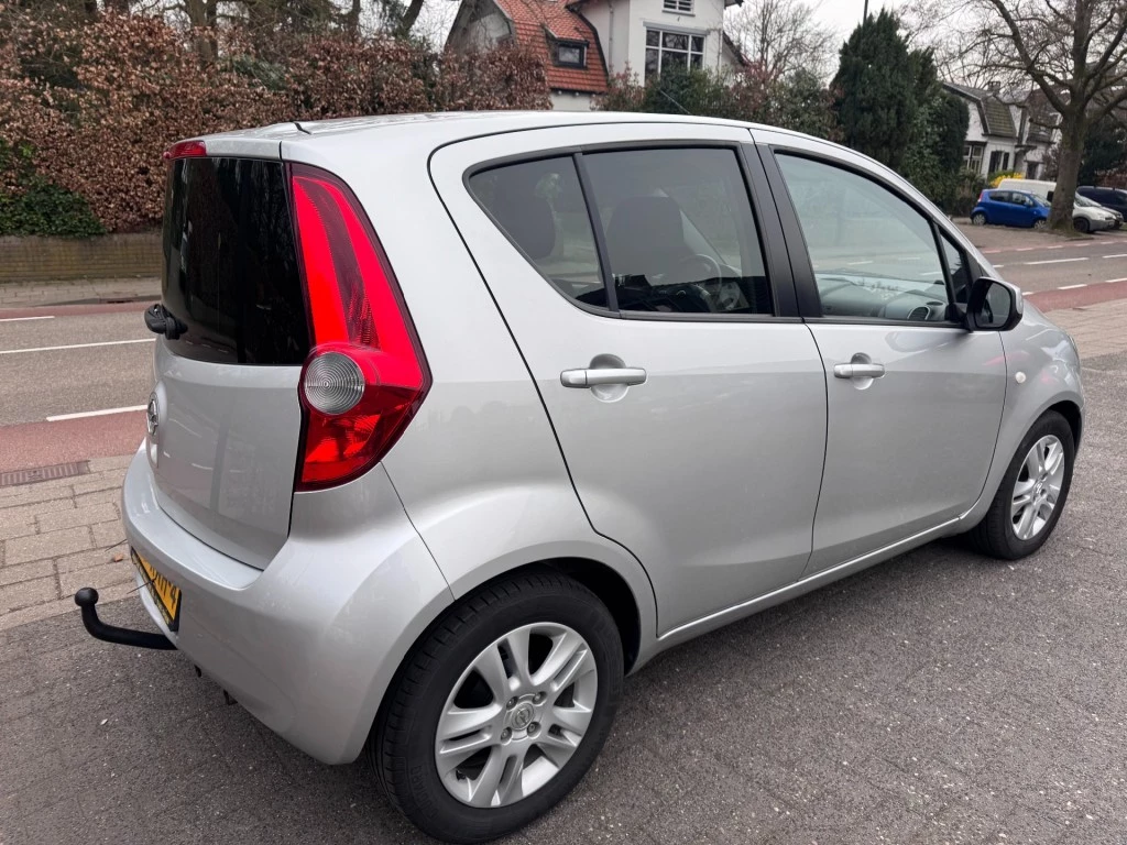 Hoofdafbeelding Opel Agila