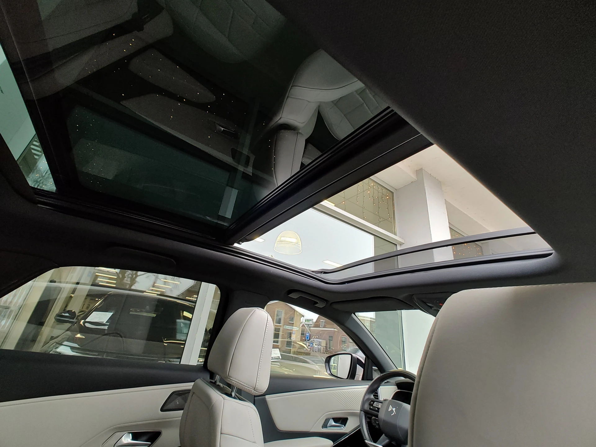 Hoofdafbeelding DS DS 7