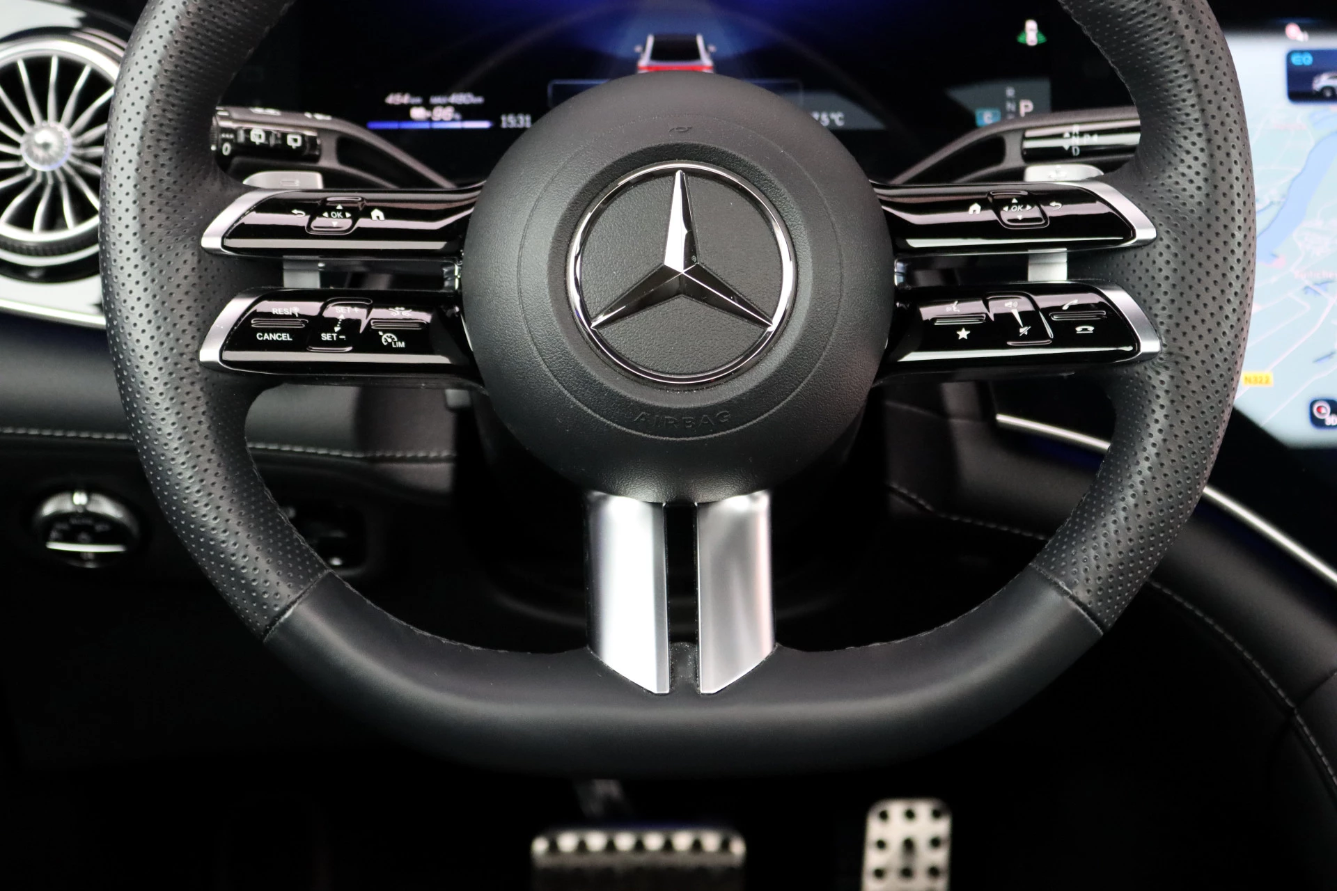 Hoofdafbeelding Mercedes-Benz EQE