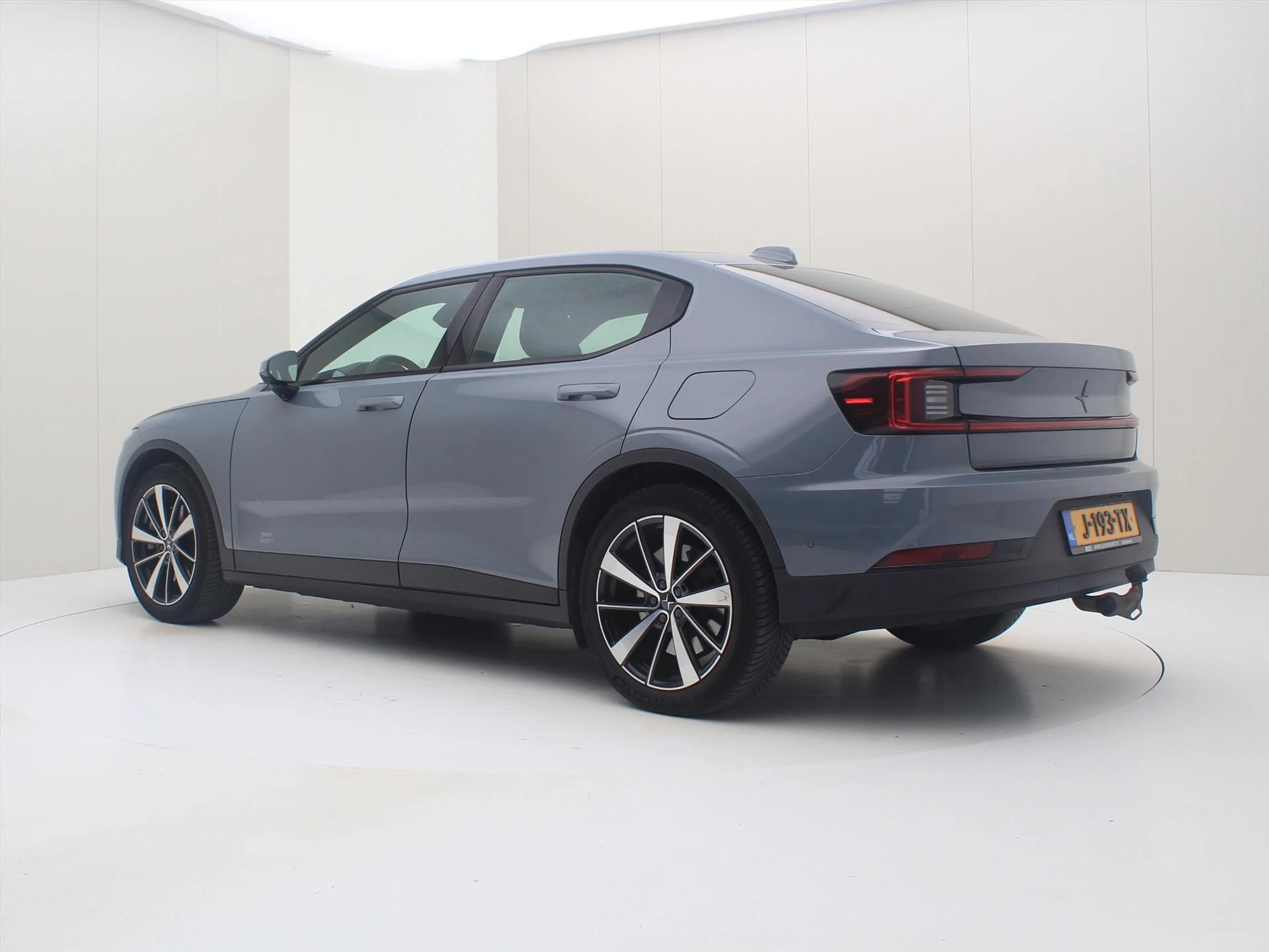 Hoofdafbeelding Polestar 2