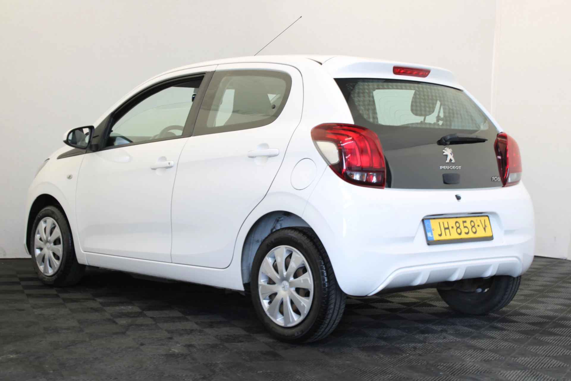 Hoofdafbeelding Peugeot 108