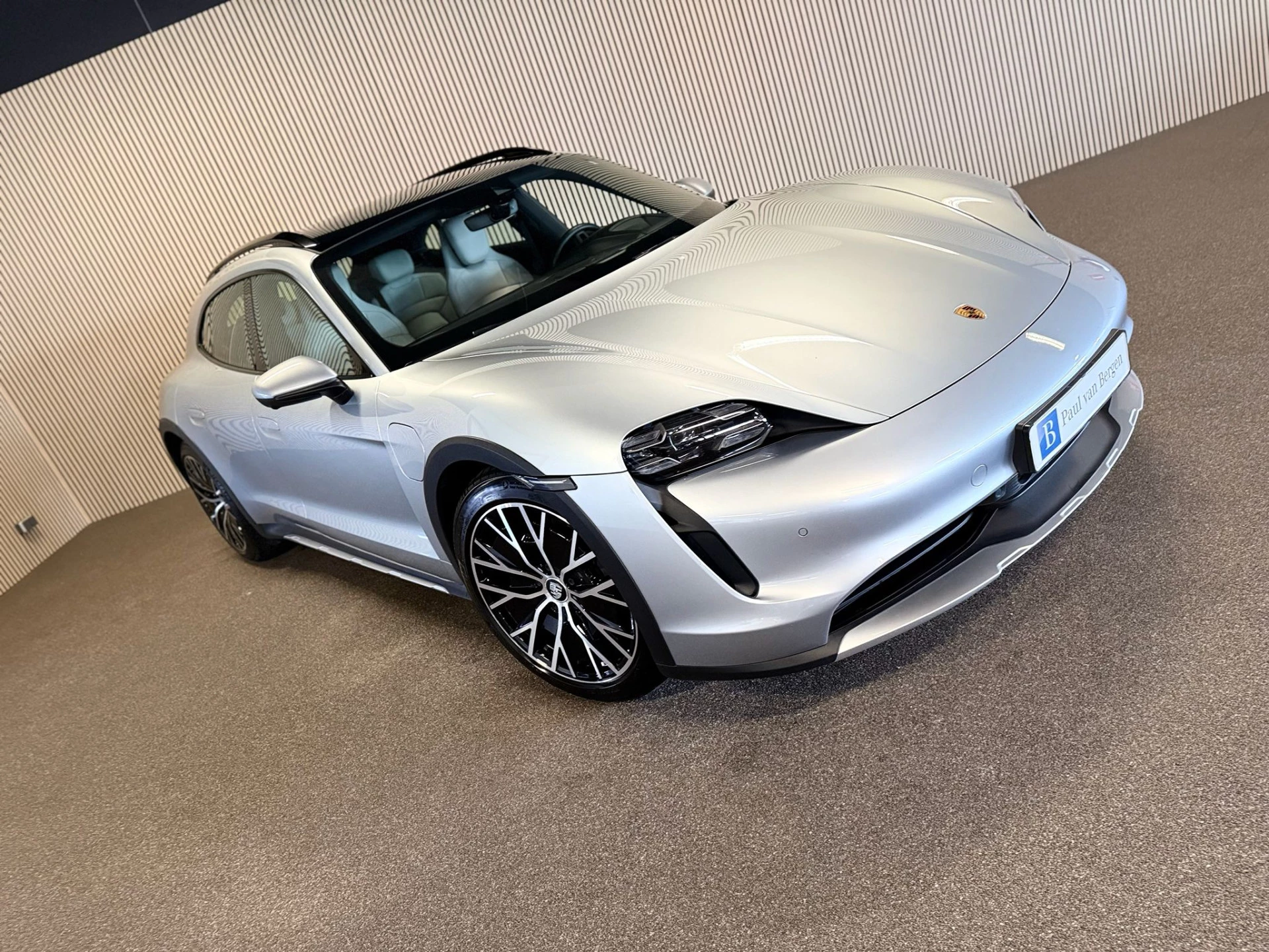 Hoofdafbeelding Porsche Taycan