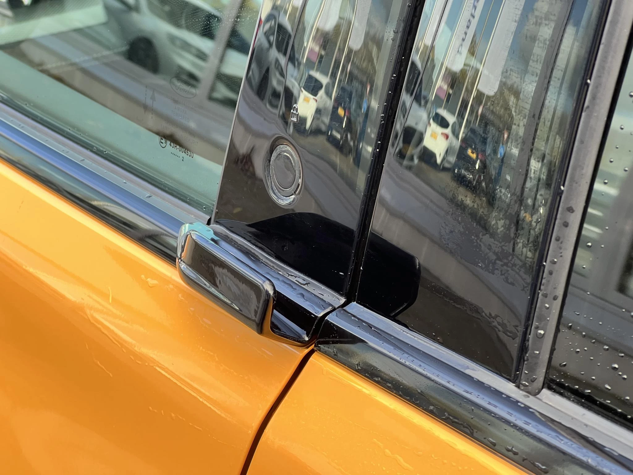 Hoofdafbeelding Ford Mustang Mach-E