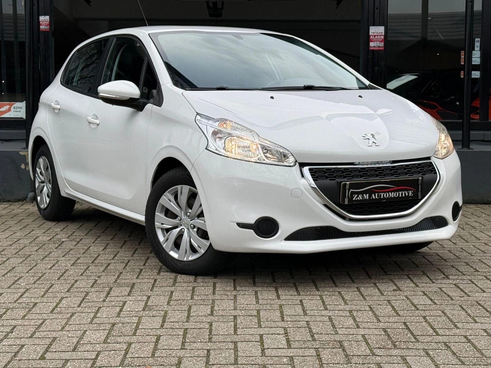 Hoofdafbeelding Peugeot 208