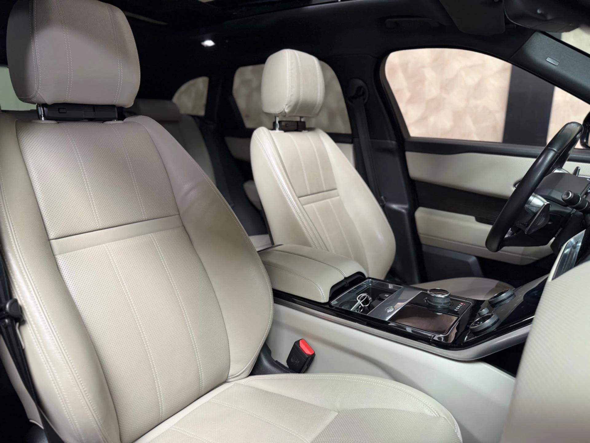 Hoofdafbeelding Land Rover Range Rover Velar