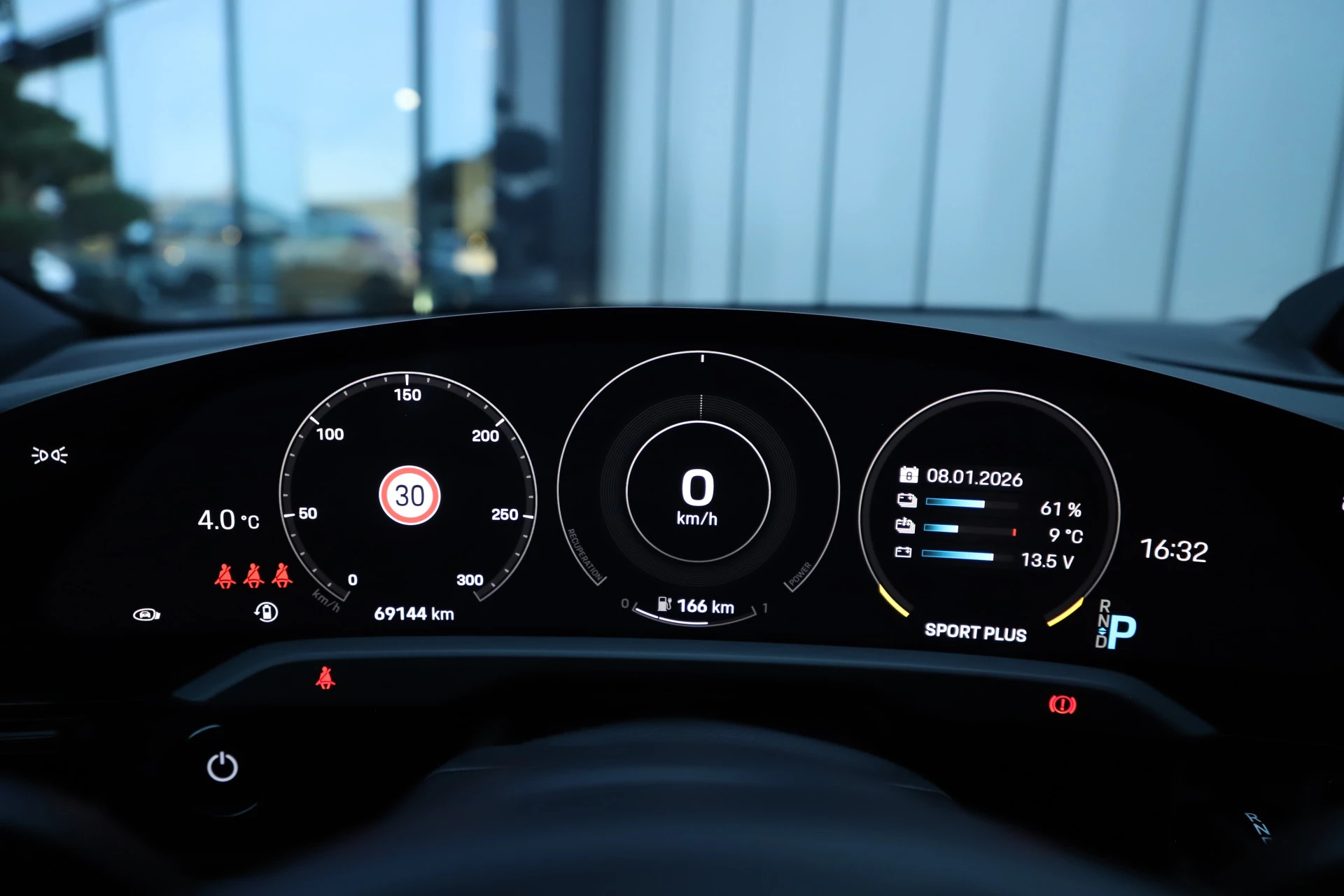 Hoofdafbeelding Porsche Taycan