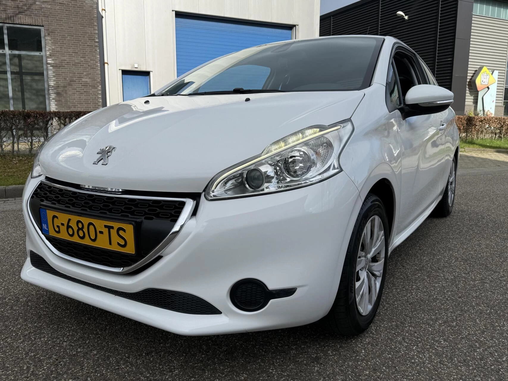 Hoofdafbeelding Peugeot 208