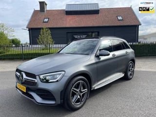 Hoofdafbeelding Mercedes-Benz GLC Mercedes-Benz GLC-klasse 200 AMG Panoramdak Nightpakket Digital/Cockpit Eltr.Trekhaak