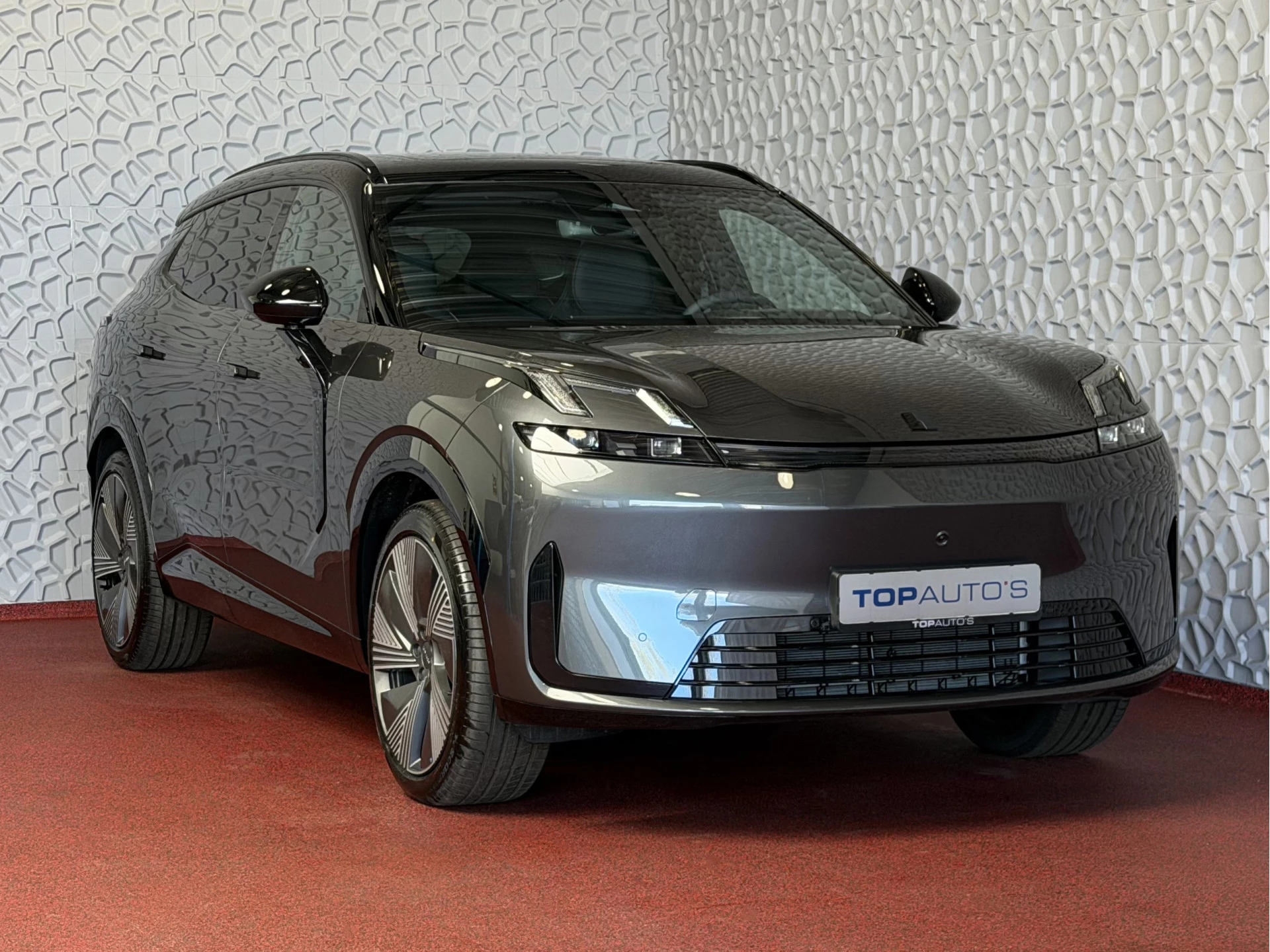 Hoofdafbeelding Lynk & Co 08