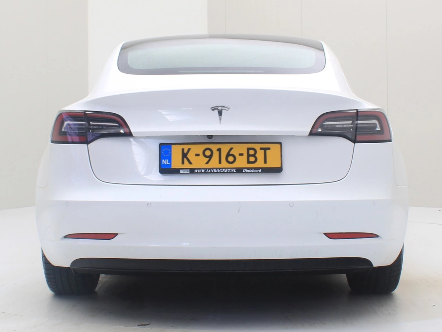 Hoofdafbeelding Tesla Model 3