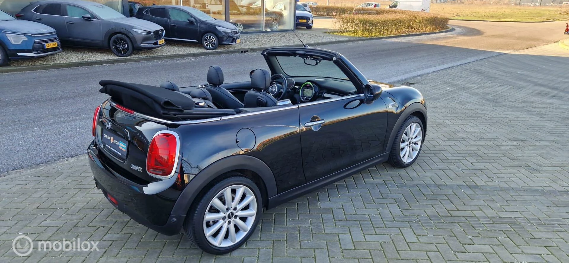 Hoofdafbeelding MINI Cooper Cabrio