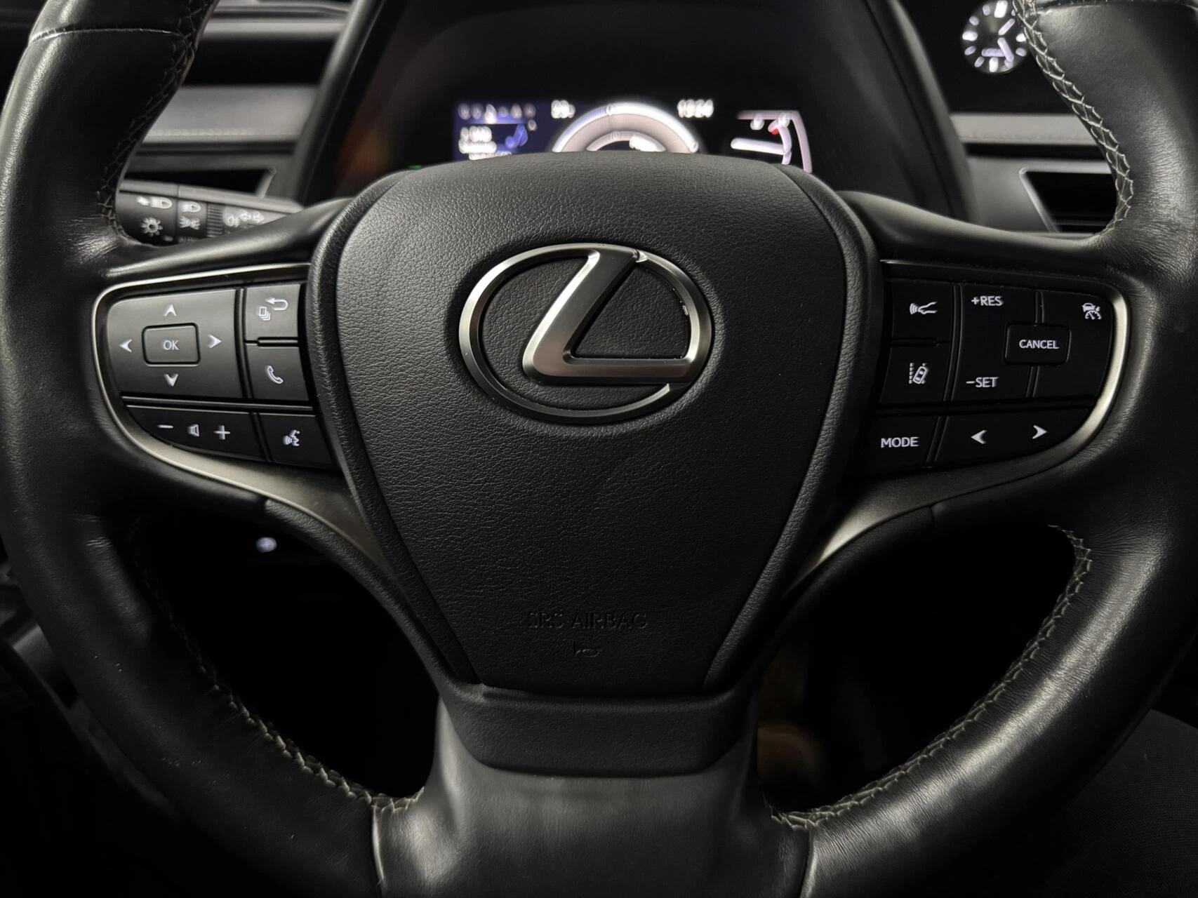Hoofdafbeelding Lexus UX
