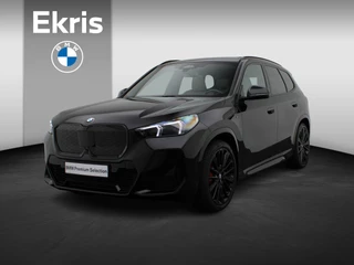 BMW iX1 xDrive30 M Sportpakket Pro | Innovation Pack | Comfort Pack |  Travel Pack | Stuurwielrand Verwarmd | Panoramadak | Head-Up Display | Harman Kardon | 20''