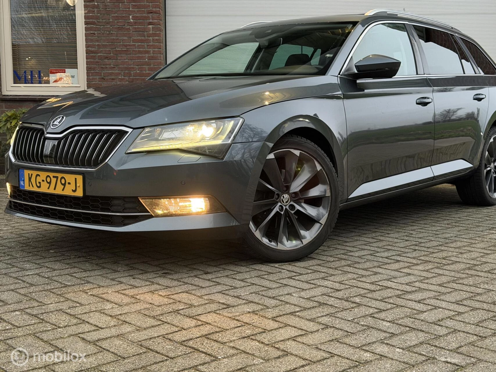 Hoofdafbeelding Škoda Superb