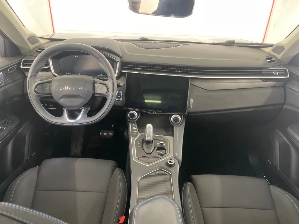 Hoofdafbeelding Lynk & Co 01