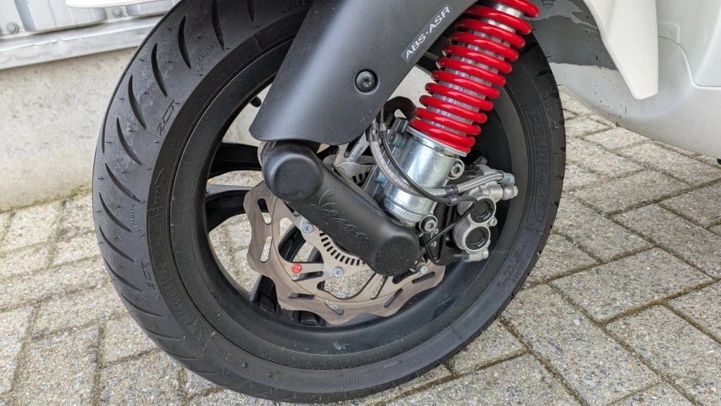 Hoofdafbeelding Vespa GTS