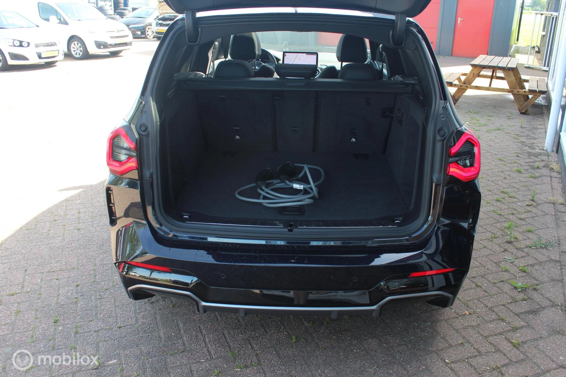 Hoofdafbeelding BMW iX3