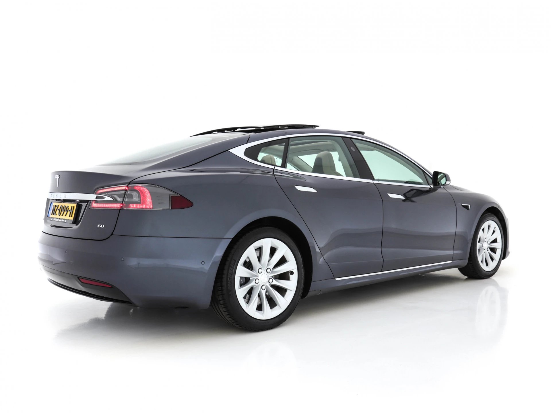 Hoofdafbeelding Tesla Model S