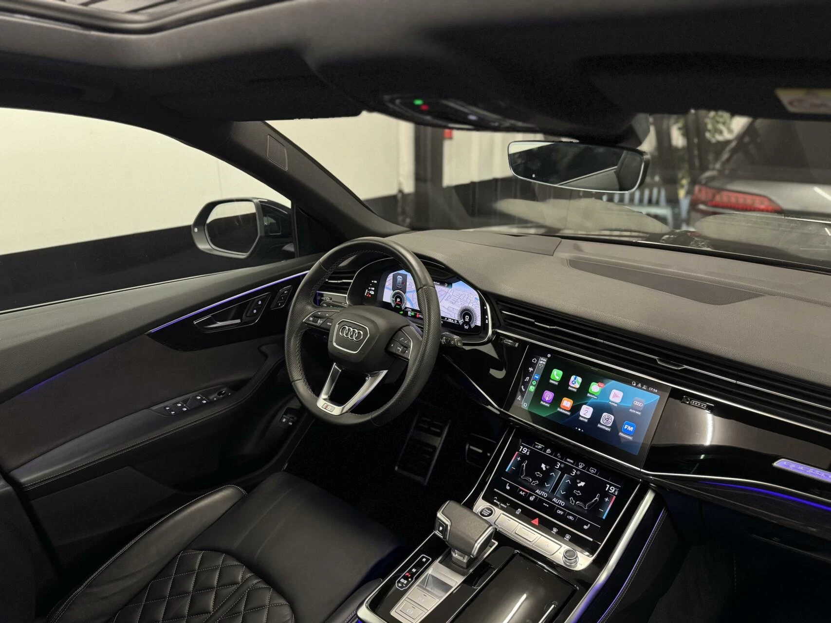 Hoofdafbeelding Audi Q8