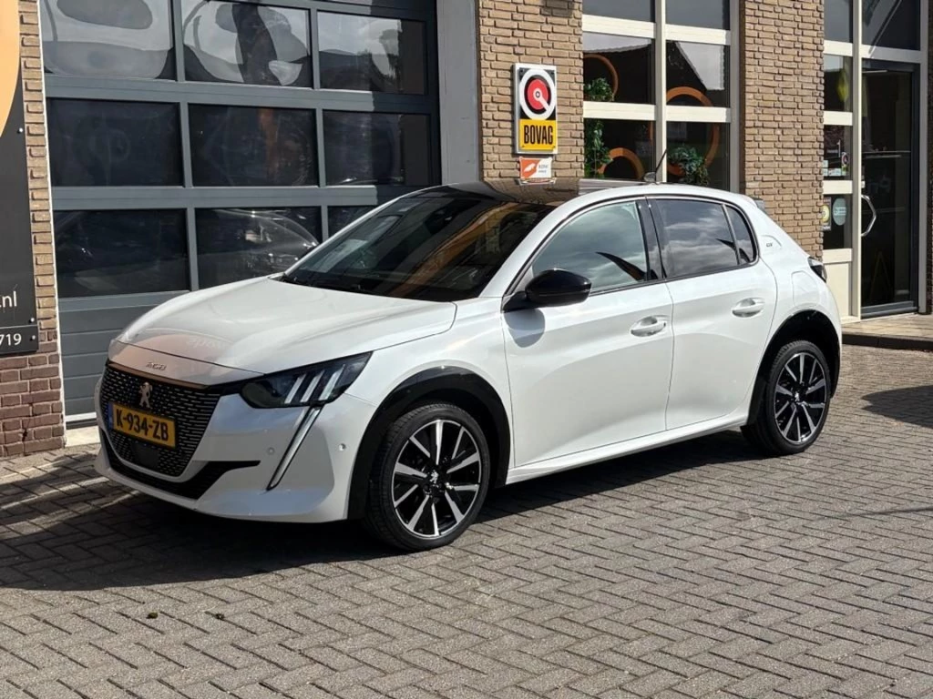 Hoofdafbeelding Peugeot 208