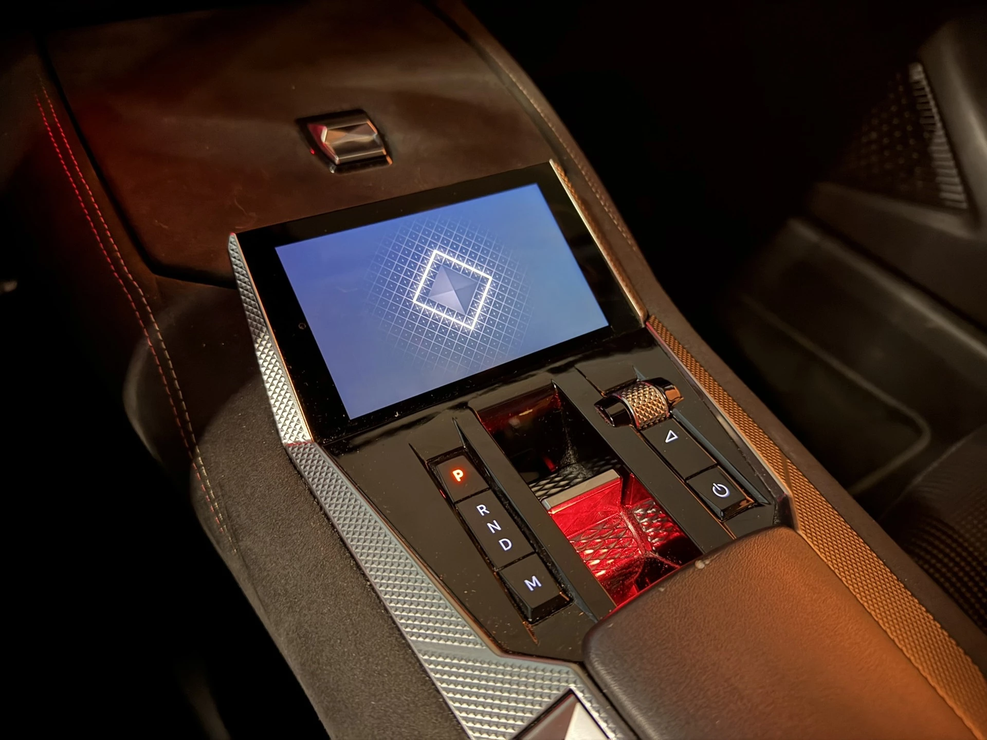 Hoofdafbeelding DS DS 4