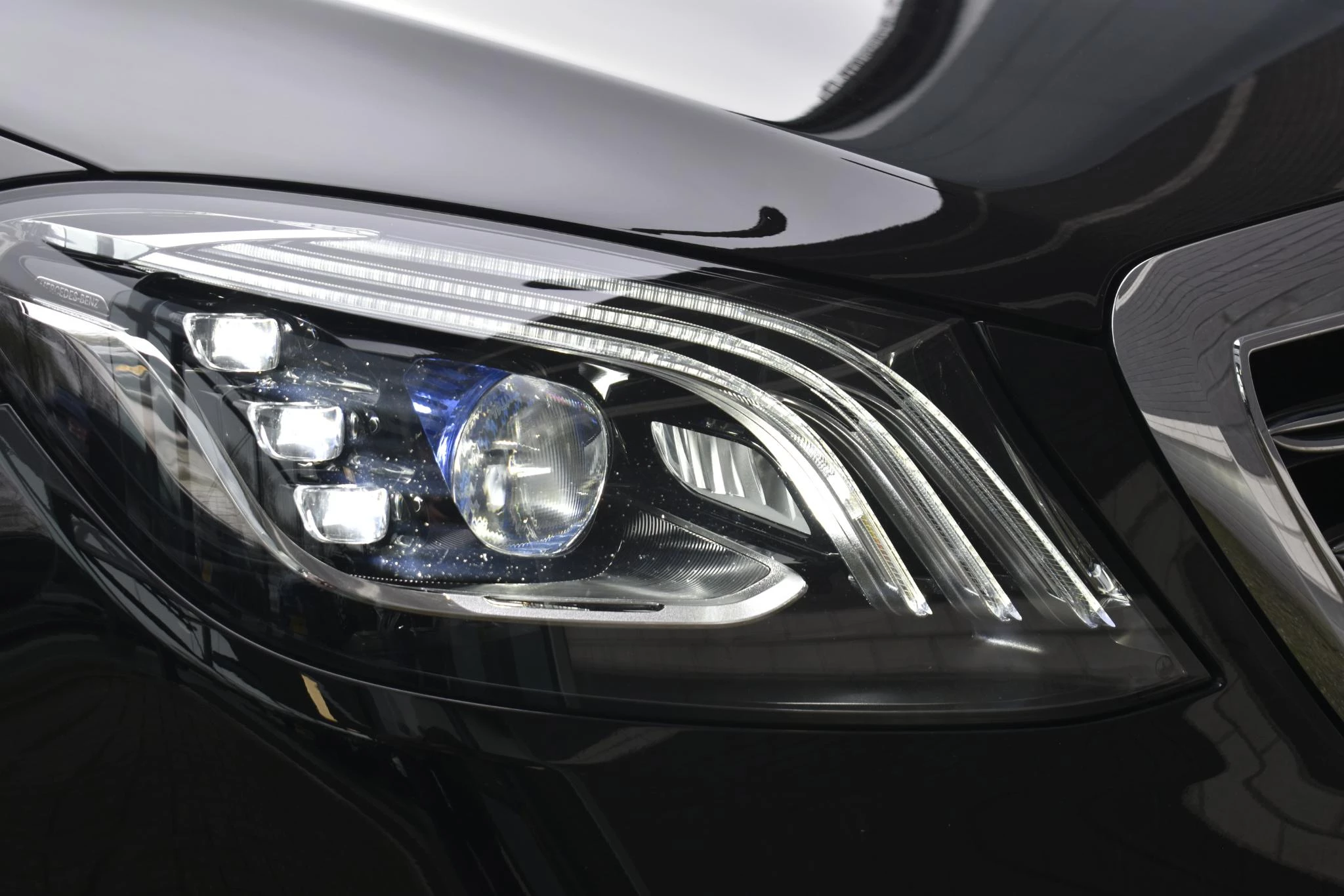 Hoofdafbeelding Mercedes-Benz S-Klasse